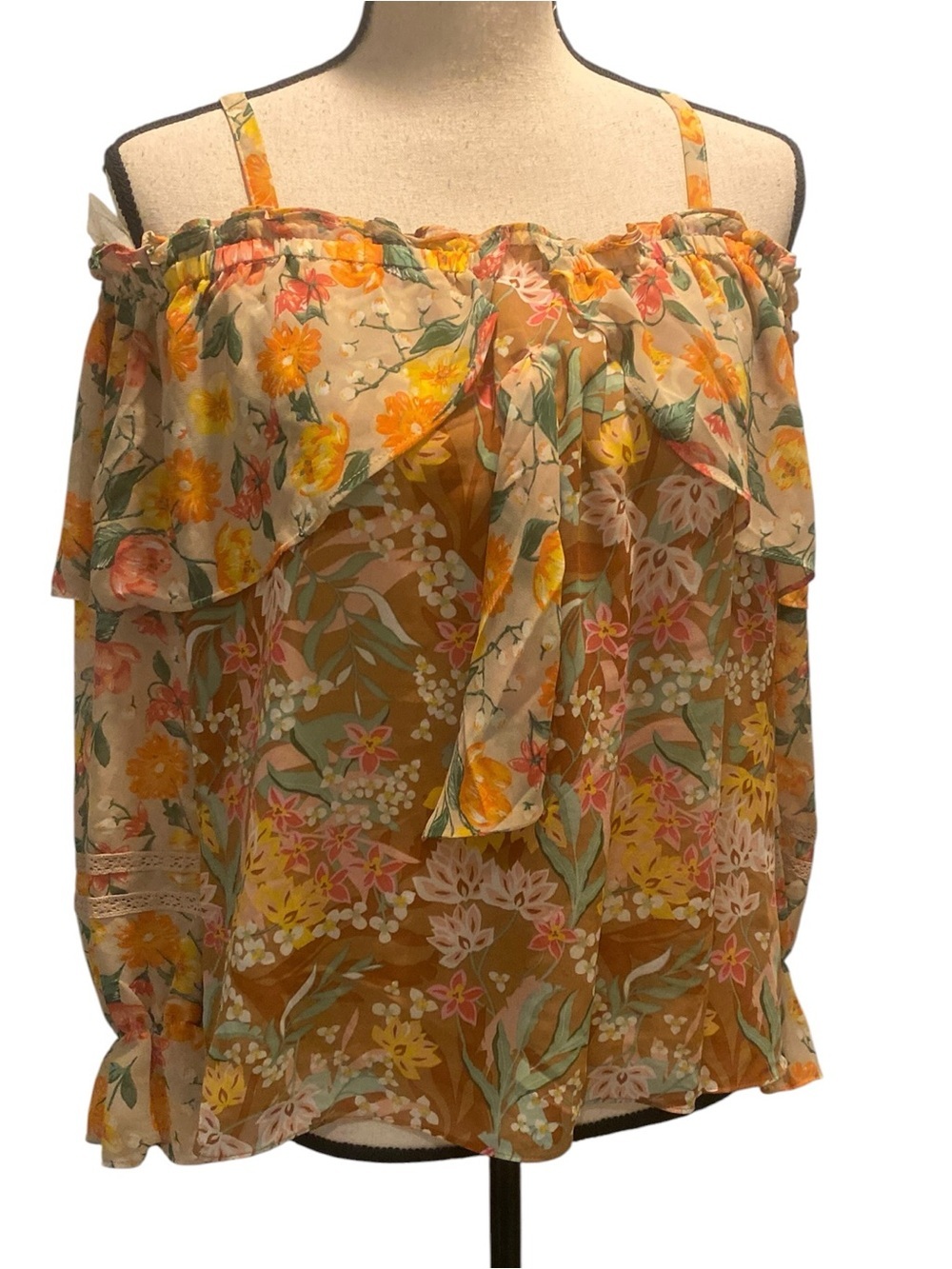 Women’s Off Shoulder Ruffle Floral Blouse size large